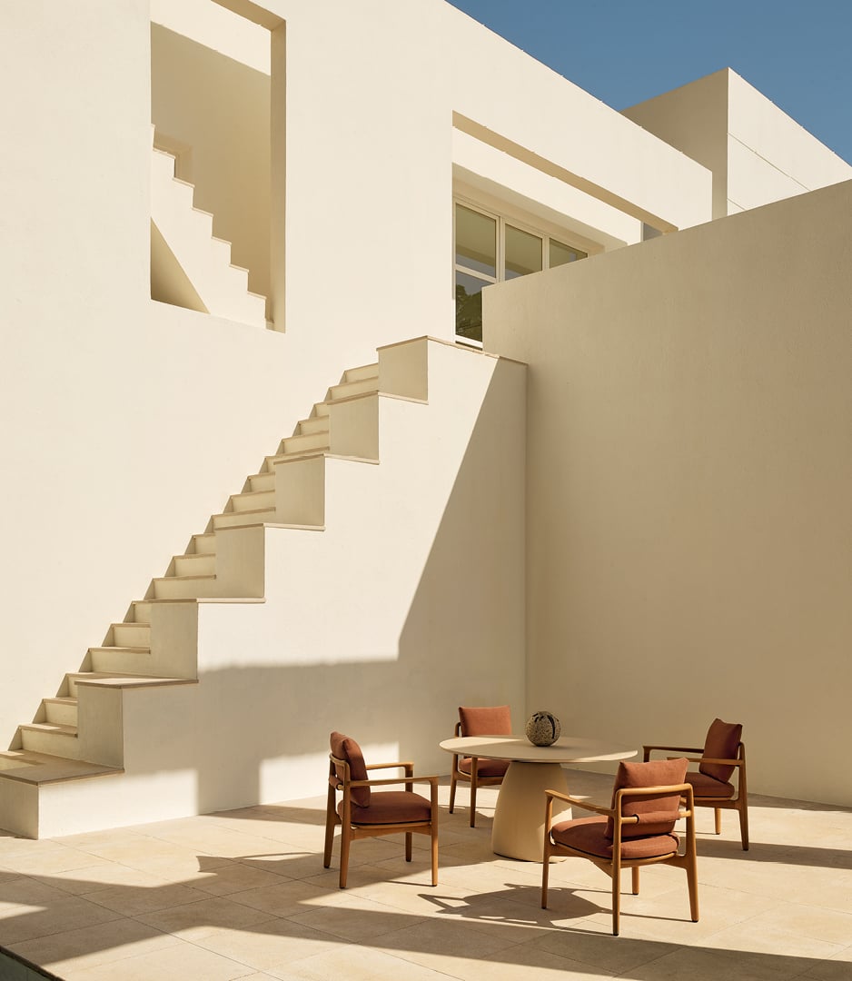 Poliform Immagine di Outdoor Tables Monolith 1