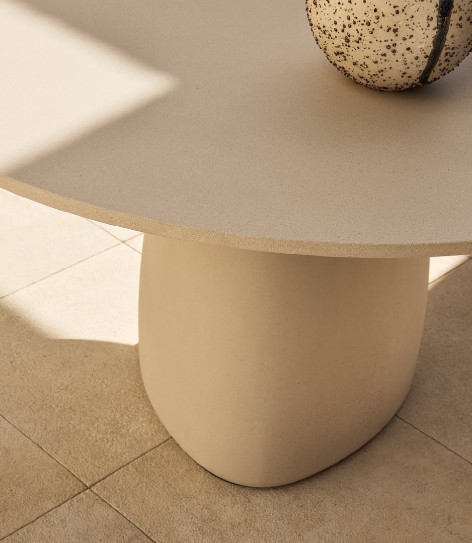 Poliform Immagine di Outdoor Tables Monolith 3
