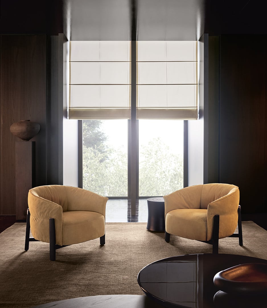 Bureau moderne, avec fauteuils Leopold et tables basses Adrien et Soori.