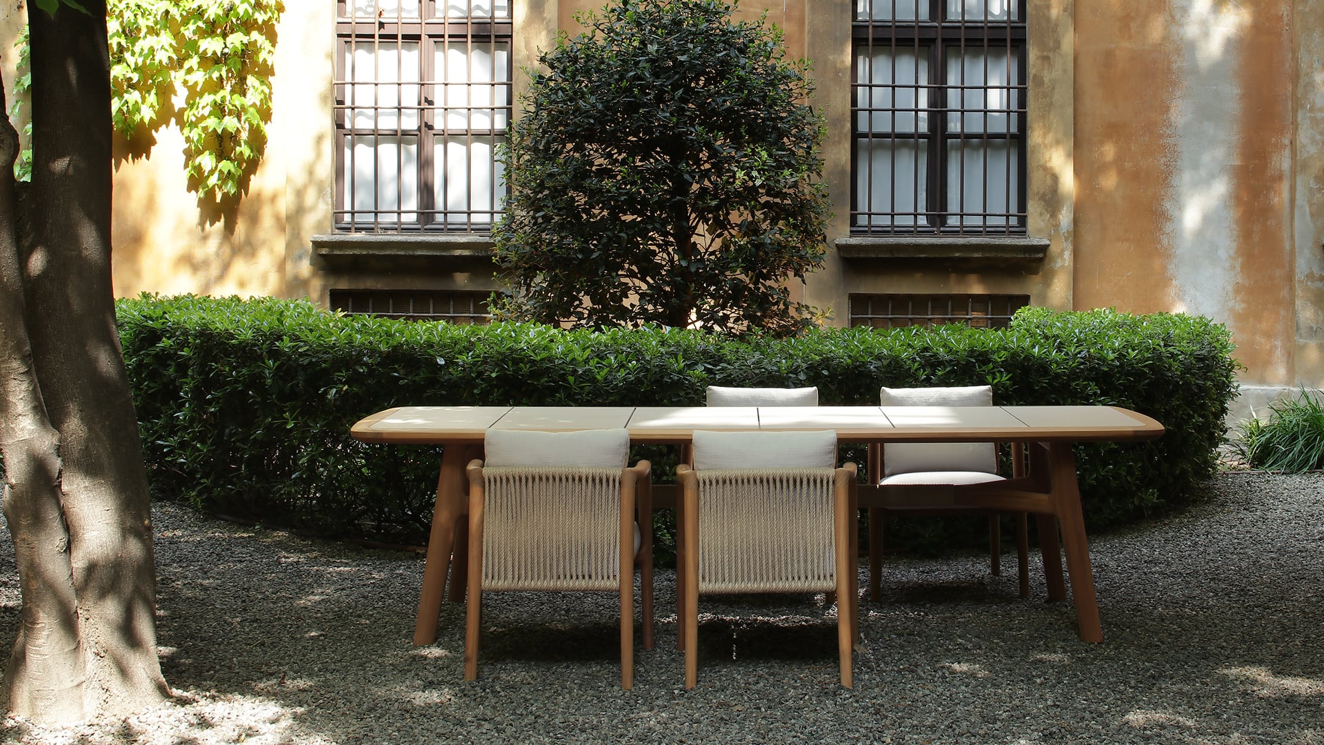 Poliform Immagine di Novedades 2026 Outdoor Curve 1